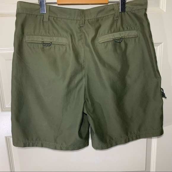 columbia XCO Hiking Shorts Green Pleated Front Relax Fit Bermuda 5 Pockets 34 - Picture 6 of 10